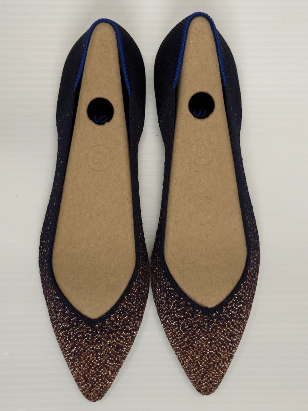 NWOB Rothy's The Point - size 7 - Picture 7 of 8